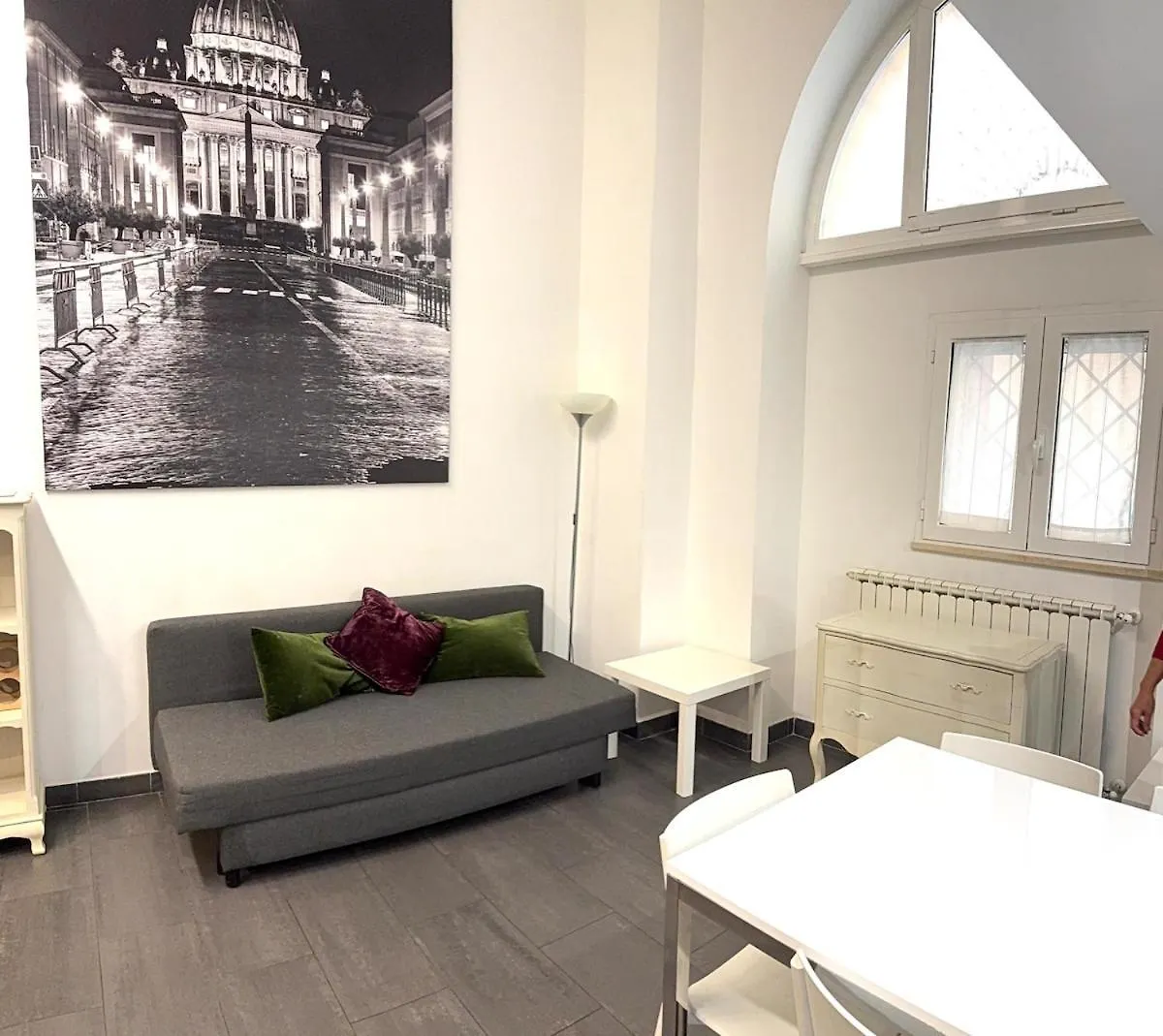 Apartment Loft In Old Town Near Termini Station And University Rome