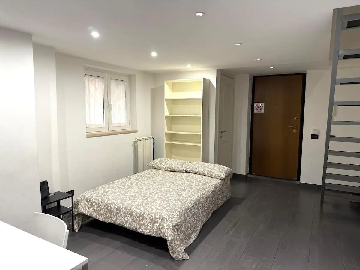 Loft In Old Town Near Termini Station And University 로마 이탈리아