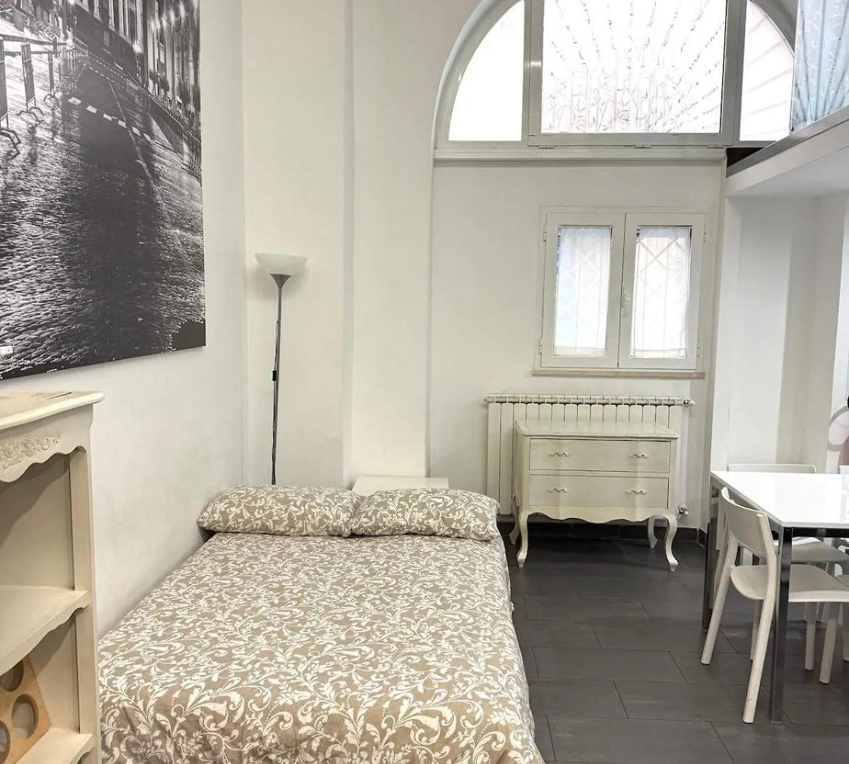 아파트 Loft In Old Town Near Termini Station And University 로마